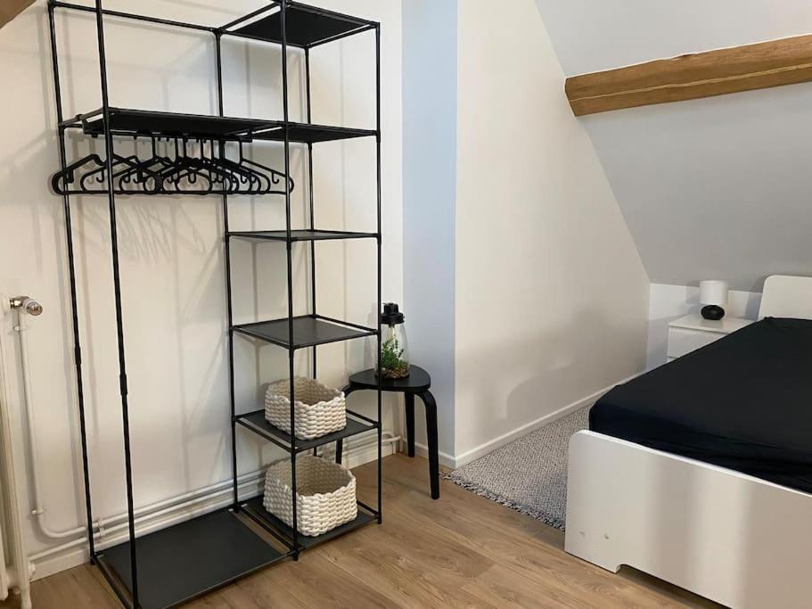 Appart Renove En Duplex Avec Terrasse Et Garage Bouleurs Exterior photo